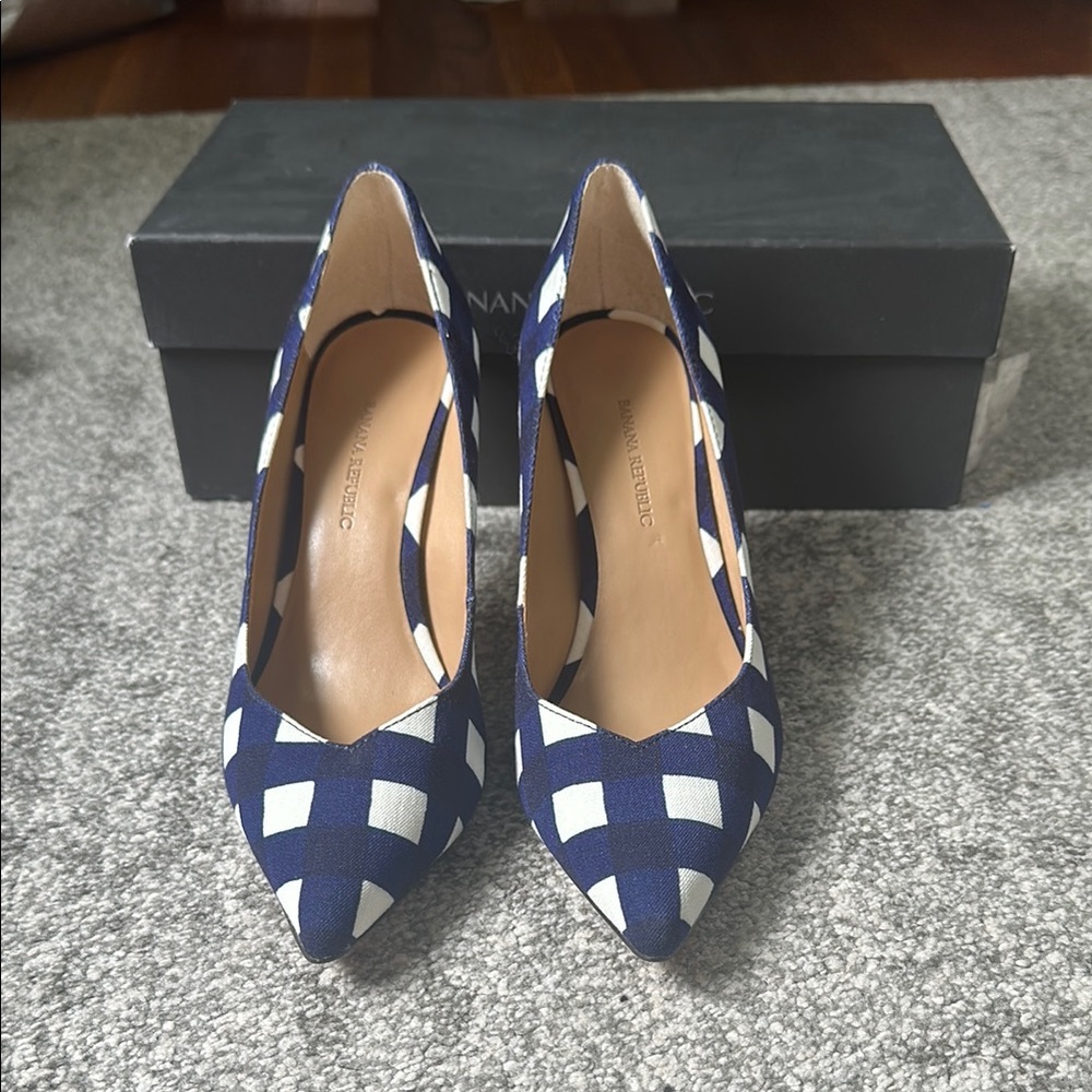 Navy and White Checkered Heels - Picture 2 of 4